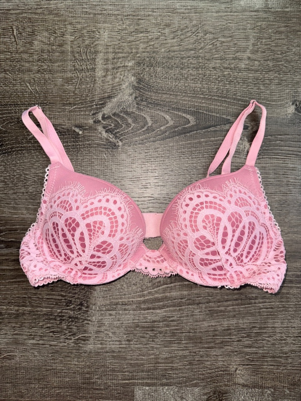 Victoria’s Secret “Dream Angels” Push-Up Bra